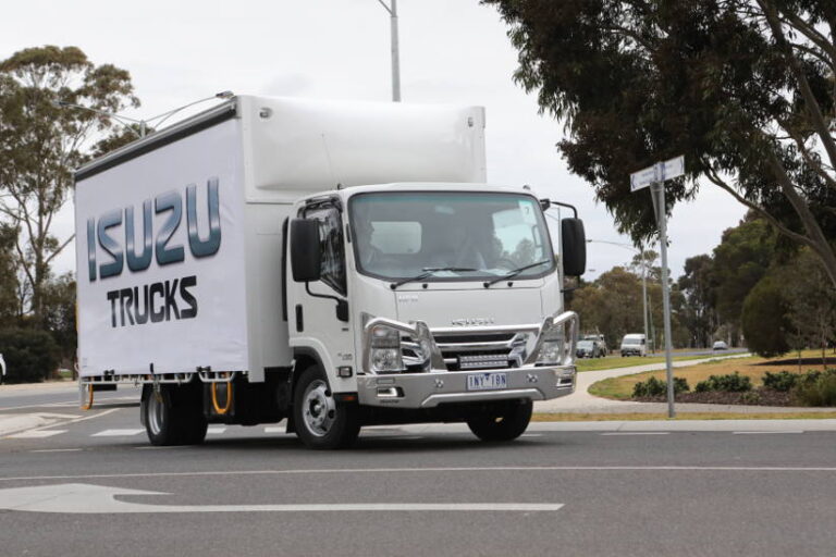 Isuzu NPR 190 small truck for fleets and car drivers