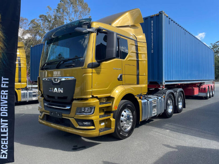 prime mover truck with a container