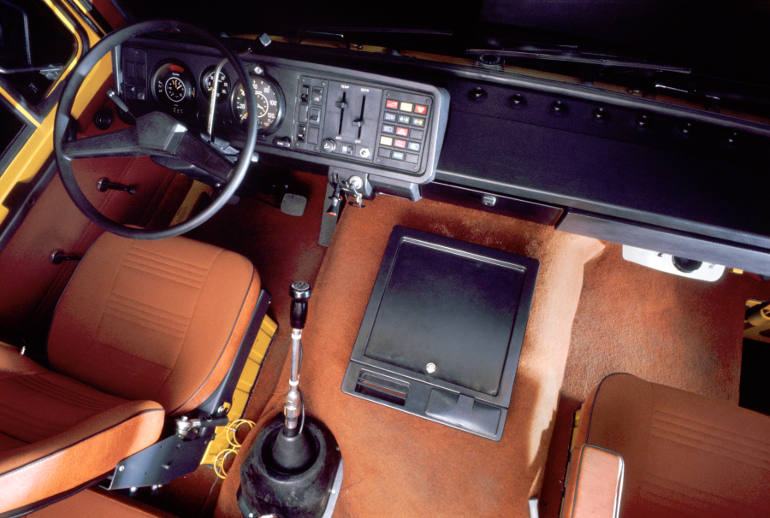 Dash-board-Scania-truck-from-1974