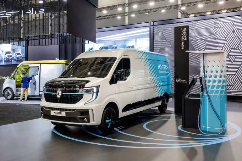 Renault Master H2-Tech IAA