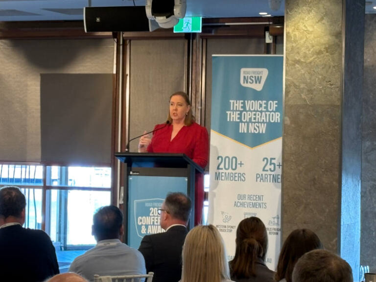NSW Government ramps up support for road freight operators Government Minister presentation on road to heavy vehicle operators