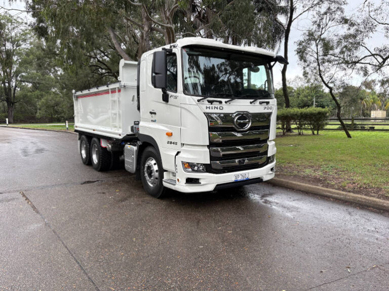 Hino FS 2845 proves big tippers don’t have to be hard work